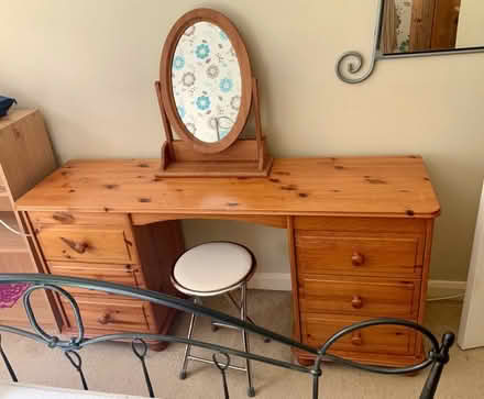 Photo of free Dressing table, stool and mirror (Whitehill GU35) #1