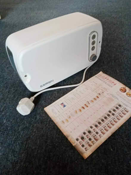 Photo of free Side loading Toaster, working order (Bilton HG1) #1