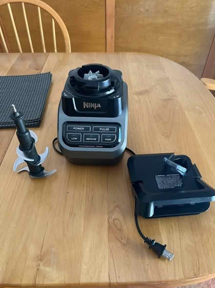 Photo of free Ninja Blender - BASE ONLY (Beaverton) #1