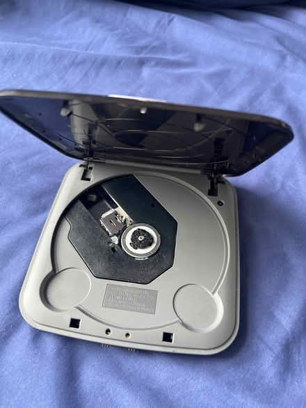 Photo of free External DVD drive (Staines TW18) #3