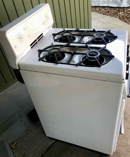 Photo of free 20” Vintage Gas Stove (South West Pasadena.) #3