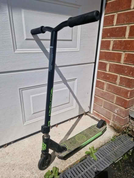 Photo of free Kids Scooter (Tranmere Park LS20) #1