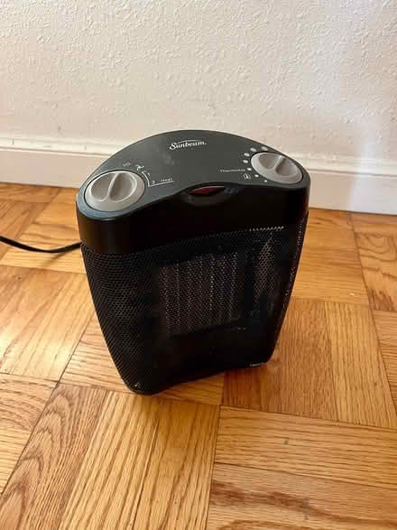 Photo of free little black space heater (Palo Alto near Hoover Park) #1