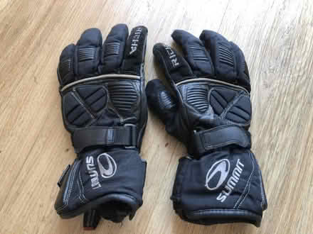 Photo of free Motorcycle gloves, mens size large (Central Liverpool L1) #3