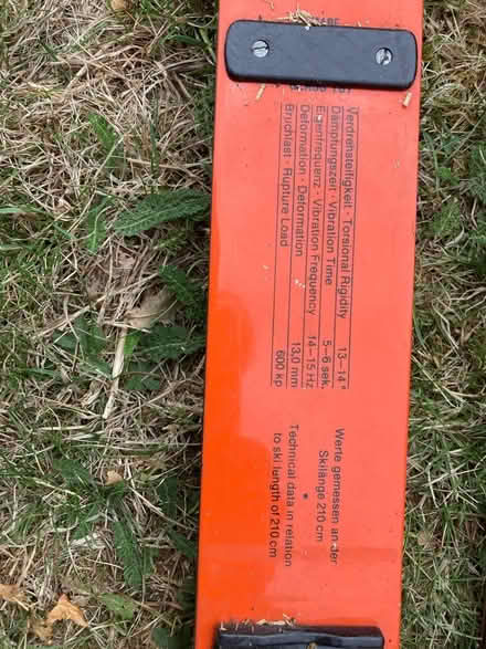 Photo of free Skis (Chessington KT9) #3