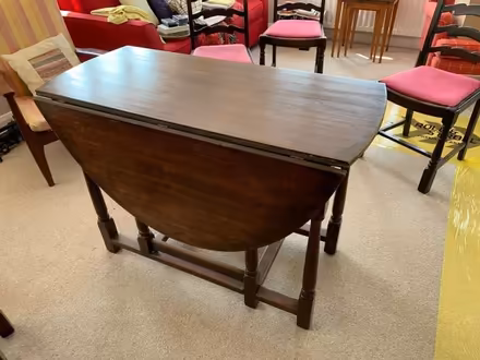 Photo of free Dining room table and 6 chairs (Middleton on Sea PO22) #2
