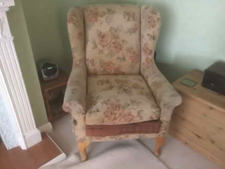 Photo of free Comfy chairs (Garden City OX5) #2