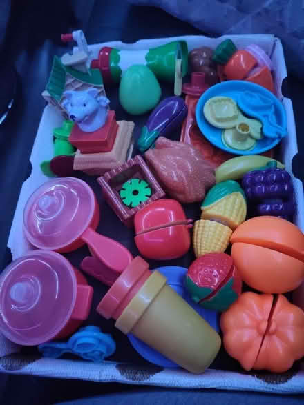 Photo of free Plastic food toys (Coulsdon CR5) #1