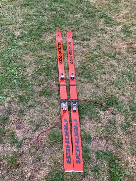 Photo of free Skis (Chessington KT9) #2