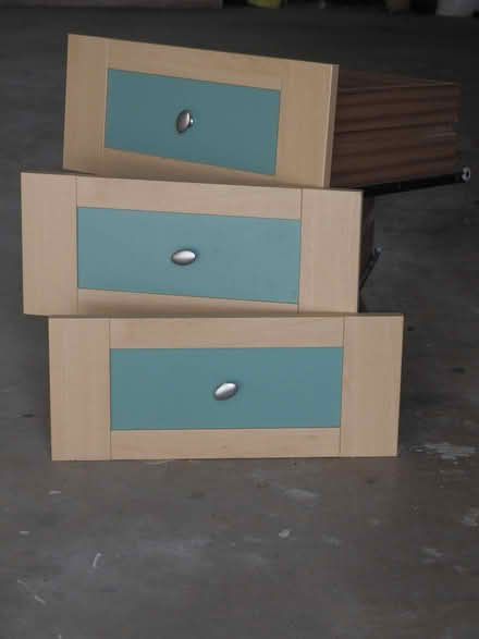 Photo of free drawer units (Longden SY5) #1