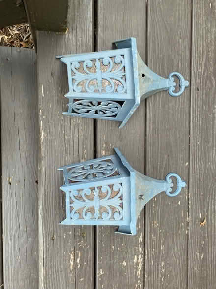 Photo of free 2 Old light fixtures - not working (Lincoln park nj) #3