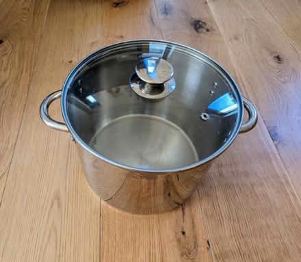 Photo of free Cooking pot (Camberwell SE5) #1