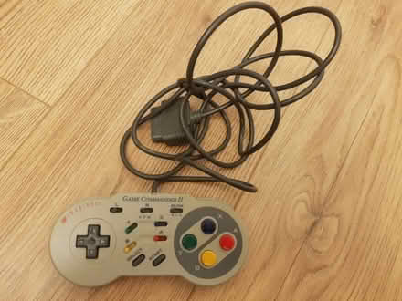 Photo of free SNES 3rd party controller - faulty (Enfield EN1) #1
