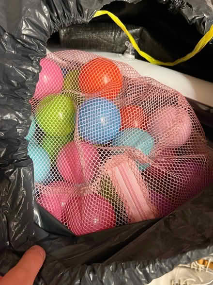 Photo of free Used child’s Ball pit and balls (Shirley, Majors Green B90) #2