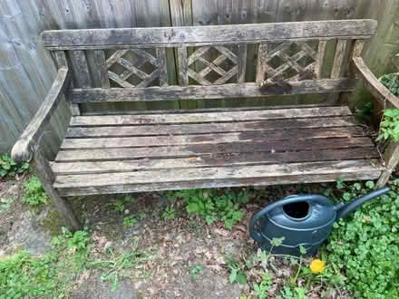 Photo of free Garden seat. (Pound Hill RH10) #1