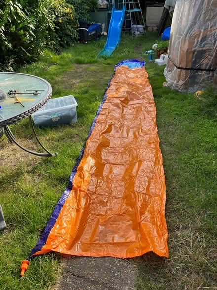 Photo of free Kids’ splash toys (Mill End, WD3) #4