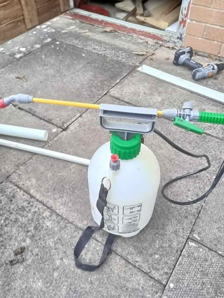 Photo of free 5 litre sprayer with punp (Howey LD1) #1
