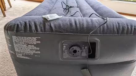 Photo of free Twin-size air mattress (Kenmore, Finn Hill) #2