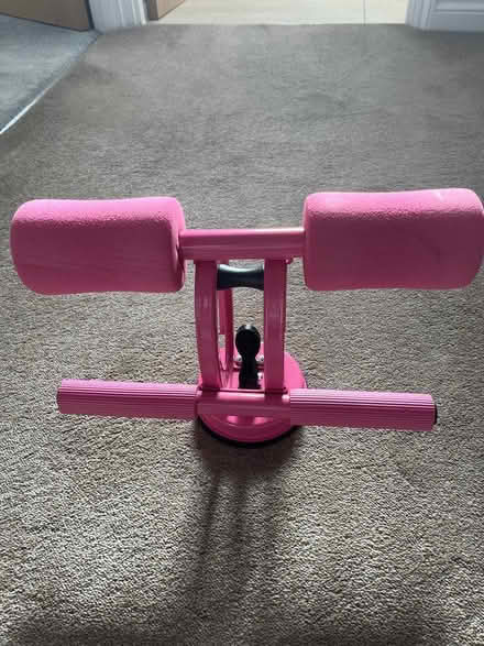 Photo of free Sit-up bar (Basildon) #1