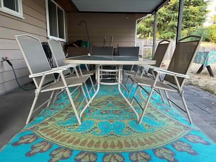 Photo of free Patio Table and 4 chairs (Mountlake Terrace) #2