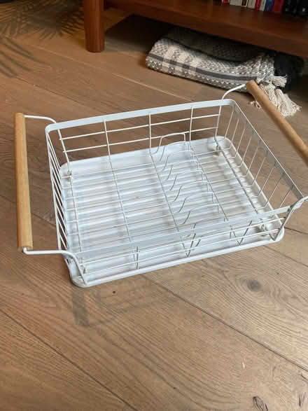 Photo of free Dish drying rack (N7 - Barnsbury) #1