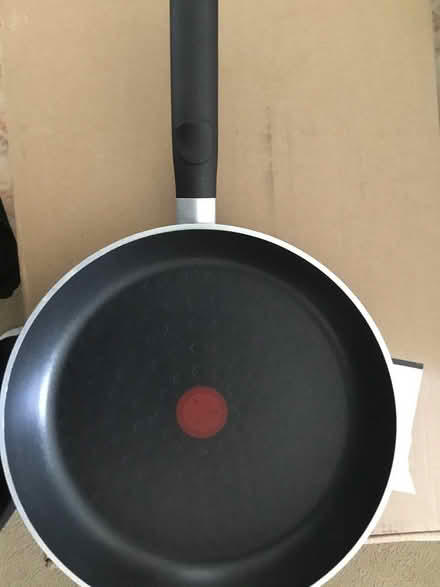Photo of free T-fal non stick pan (Teaneck) #2