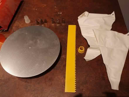 Photo of free Cake icing set (Salt, ST18) #2