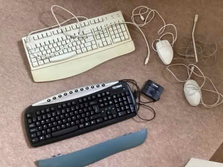 Photo of free Computer keyboards & mice (Stanks LS15) #1