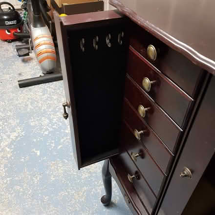 Photo of free Wooden Jewellery Chest (TF1) #3