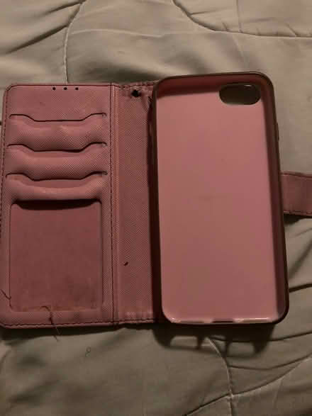Photo of free iPhone case for iPhone SE (4469 Hillsdale Avenue) #2