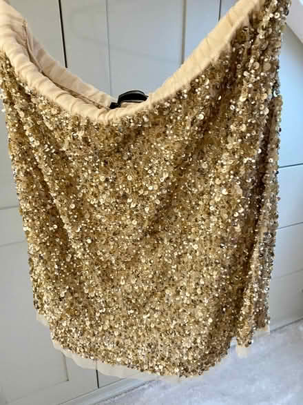 Photo of free Vintage Zara gold sequin mini skirt (Raynes Park) #3