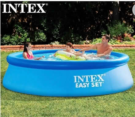 Photo of free Intex 10’ easy set pool and filter (Oakton) #2