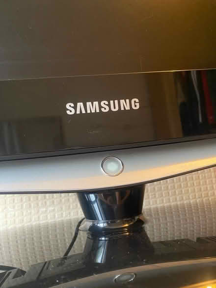 Photo of free Samsung TV 31 inch (Crumpsall M8) #2