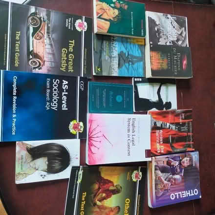 Photo of free English literature, law and sociology books (Prittlewell SS2) #1