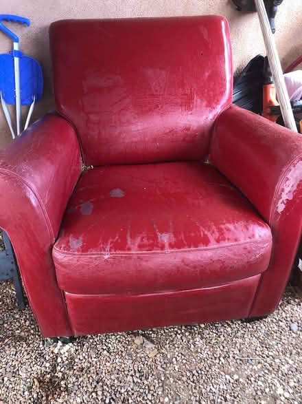 Photo of free Comfortable overstuffed armchair (Casa Solana, near Co-Op) #1