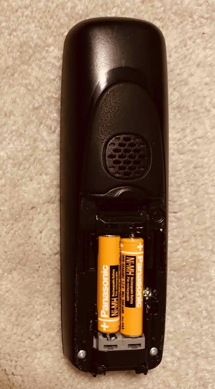 Photo of free Panasonic KX-TG4111C Cordless Phone (Oakvlle Dundas & Neyagawa) #2