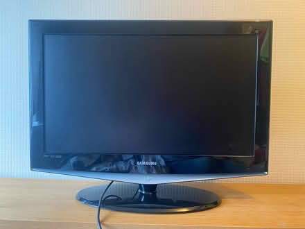 Photo of free Samsung TV 31 inch (Crumpsall M8) #4
