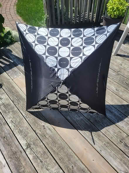 Photo of free square umbrella (Viemount/Merivale area) #3
