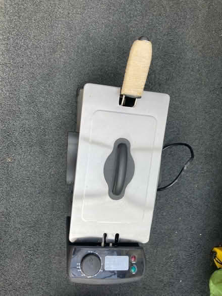 Photo of free Fryer (Luton LU2) #2