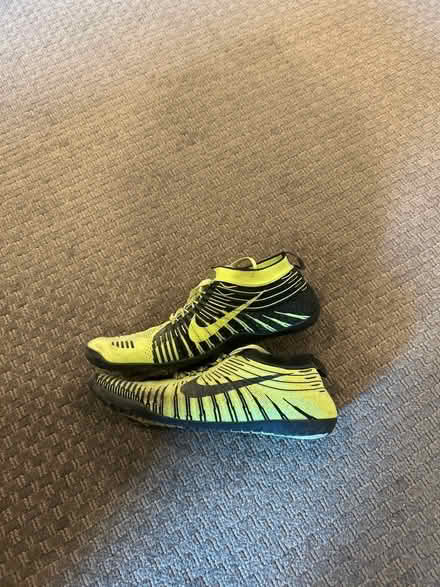 Photo of free Men’s size 11 Nike flynit runners (Brighton) #2