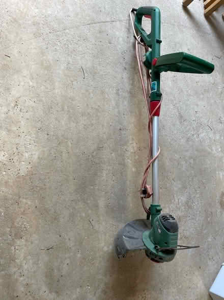 Photo of free Electric grass strimmer (Stubbington PO14) #1