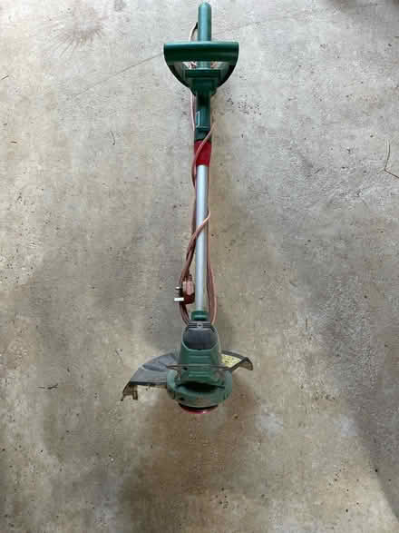 Photo of free Electric grass strimmer (Stubbington PO14) #2