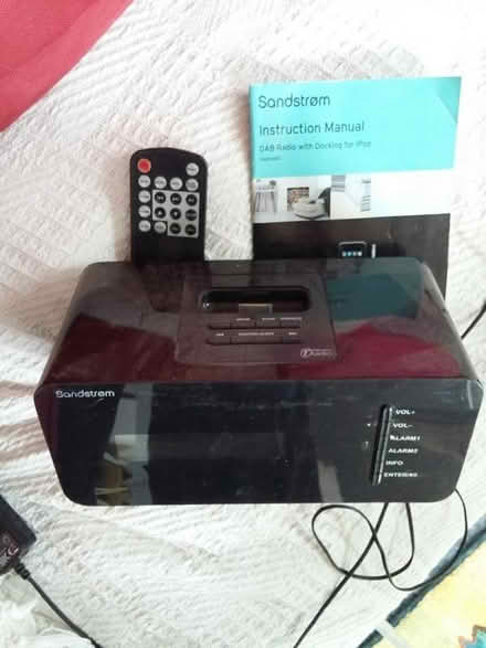 Photo of free Sandstrom DAB radio/ipod dock. (Calcutt HG5) #1