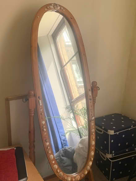 Photo of free Wooden Mirror (Glasgow Dennistoun) #1