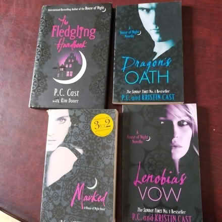 Photo of free YA Fiction books (Prittlewell SS2) #1