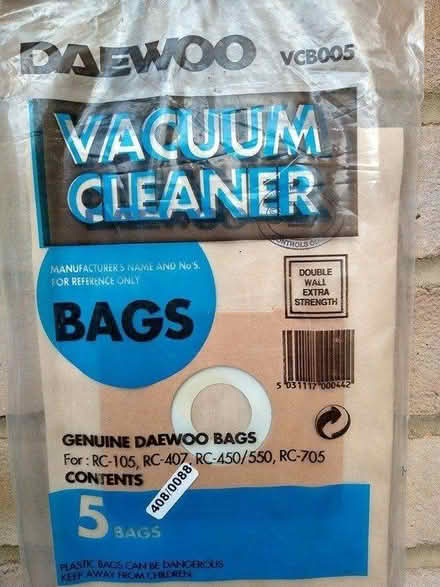 Photo of free Daewoo Vacuum cleaner bags VCB005 (Royston SG8) #1