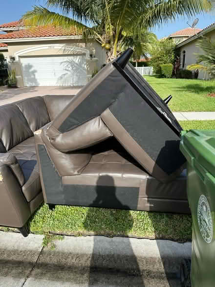 Photo of free sectional (West Pembroke Pines) #2