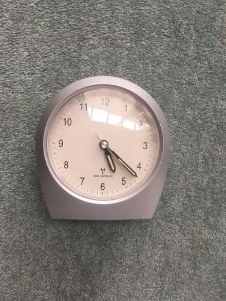 Photo of free Radio-controlled alarm clock - not working (Bishops Cleeve GL52) #1