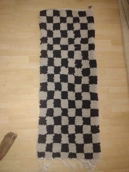 Photo of free Small rug 2*5 feet (Downtown Palo Alto) #2