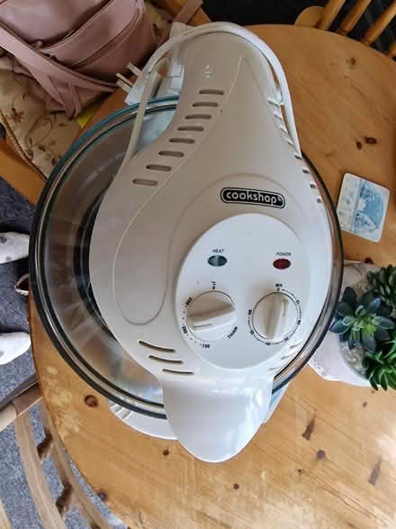 Photo of free Halogen Oven and cook books (Westhampnett) #2